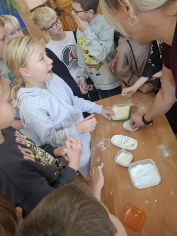 d9698552-0af5-4a37-a143-0b9632fd70fc