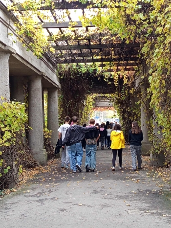 c42b0cf5-25b6-49a4-af72-a31e32a60966