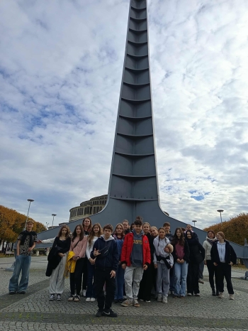 eda58304-af69-4524-82d6-7220c907d2fd