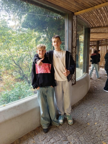 f9ccf17f-8c39-4e18-b589-86da0fe702d7