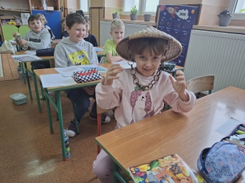 d2916825-e5b1-45a9-b298-c12806b2ed4f