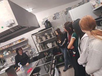 8ede0ffc-e36d-4521-9e5b-40364734822f