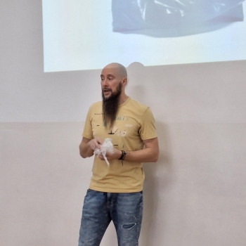 228defeb-68b4-4e64-bebb-2ac6147ff460_1