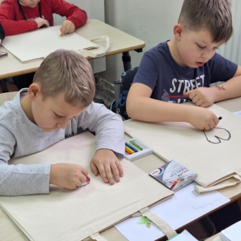 a528d1aa-22ab-4ef6-ad35-69cac235962c