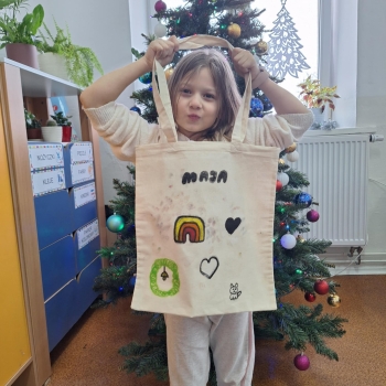 fdb4f80b-8185-42ab-b111-75e220ee84e1