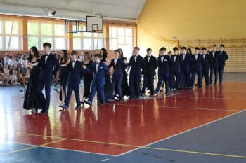 1Z (37)_Easy-Resize.com