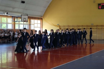 1Z (45)_Easy-Resize.com