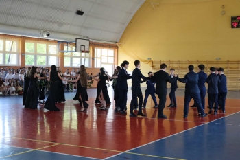 1Z (50)_Easy-Resize.com