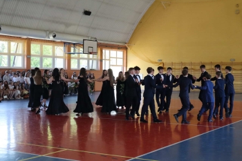 1Z (51)_Easy-Resize.com