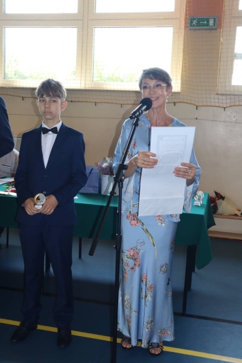 1Z (67)_Easy-Resize.com