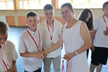 1Z (78)_Easy-Resize.com