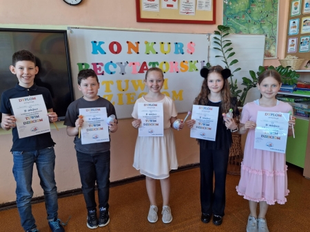 Klasowy Konkurs Recytatorski ,,Tuwim Dzieciom''