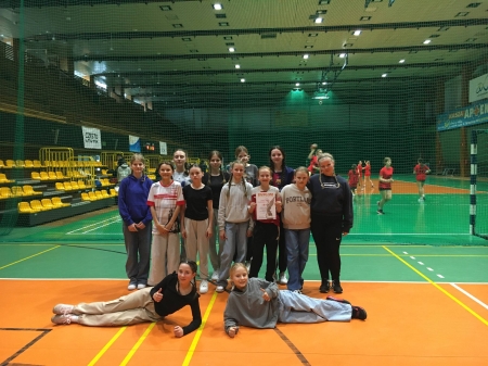 Młodsze, ale pełne potencjału – III miejsce naszych dziewcząt w ćwierćfinale wojewódzkim! 
