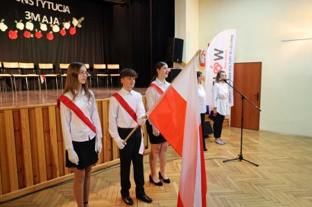 Gminne i szkolne obchody 234 rocznicy uchwalenia Konstytucji 3 Maja