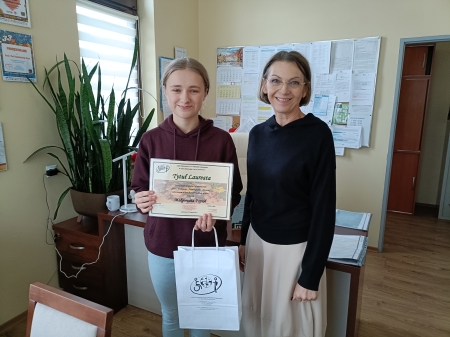 Sukces naszej uczennicy w Powiatowym Konkursie Informatycznym!