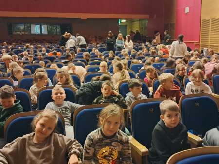 Spotkanie z teatrem dla klas 1-3