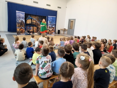 ''Zimowa baśń'' czyli spotkanie z teatrem 