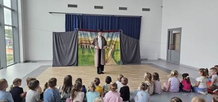 ''Detektyw Zagadka na tropie'' czyli kolejne spotkanie z teatrem.